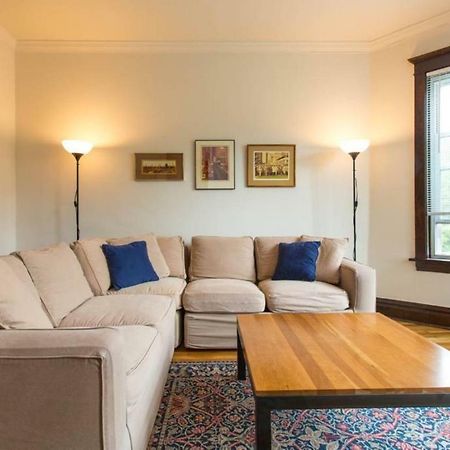 Апартаменти Wrigley Oasis! Steps From The Field! - 3Bd 1Ba Чикаго Екстер'єр фото