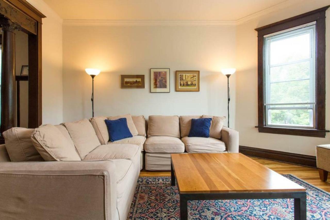 Апартаменти Wrigley Oasis! Steps From The Field! - 3Bd 1Ba Чикаго Екстер'єр фото