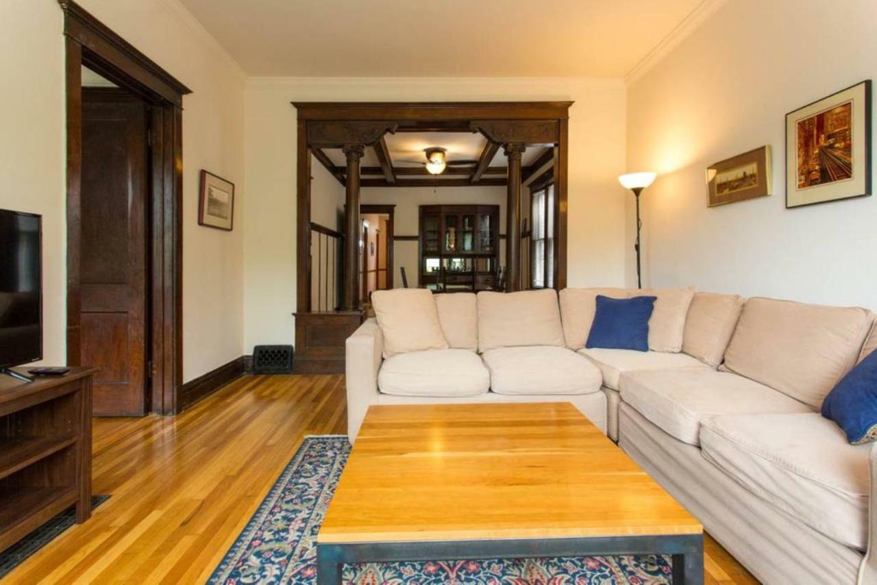 Апартаменти Wrigley Oasis! Steps From The Field! - 3Bd 1Ba Чикаго Екстер'єр фото