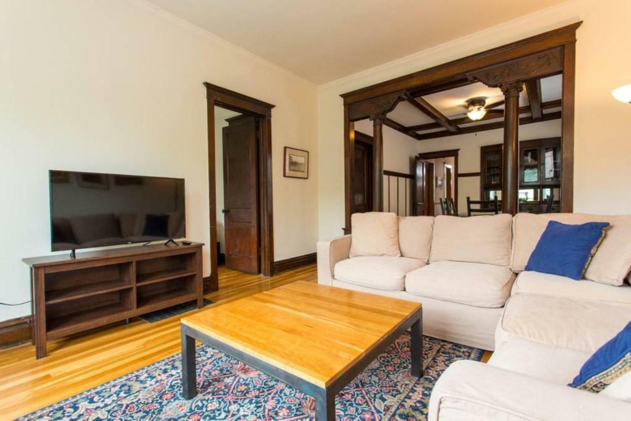 Апартаменти Wrigley Oasis! Steps From The Field! - 3Bd 1Ba Чикаго Екстер'єр фото